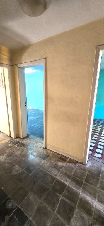 Appartamento 2+1 in vendita in via Kavajes vicino a Tirana Garden Building a Tirana  ID 5546