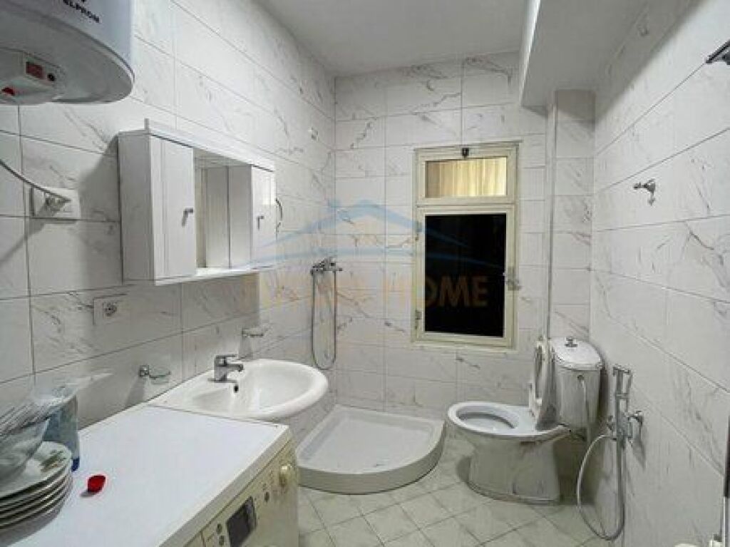 Apartment 2+1 for sale – Varri i Bamit