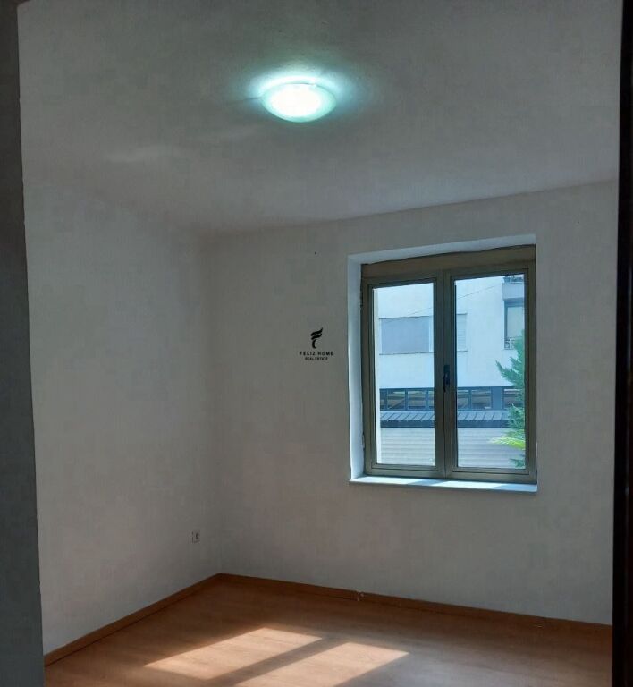 APPARTAMENTO IN AFFITTO 3+1 PAZARI I RI 60.000 LEKE FH-92983