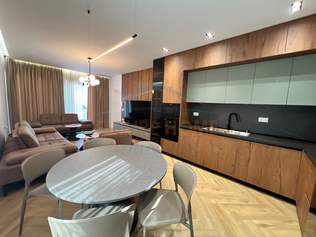For rent, 2-Storey Villa+3 Parking Spaces, Old Sauk, Tirana.