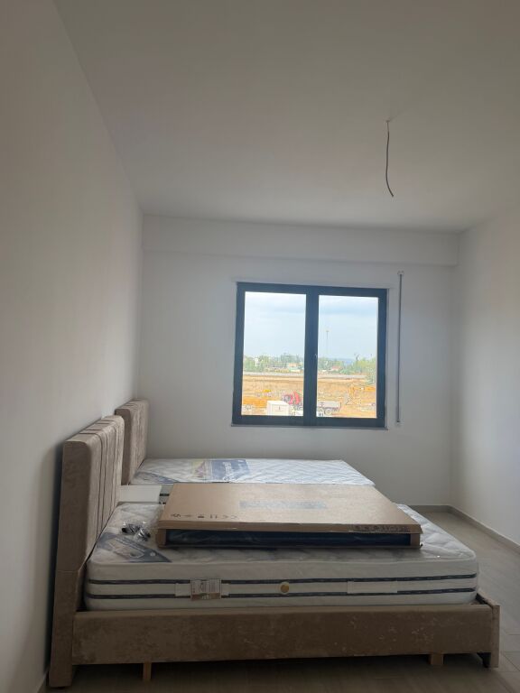 Apartament 2+1+parkim te Urban Gate i sapo mobiluar