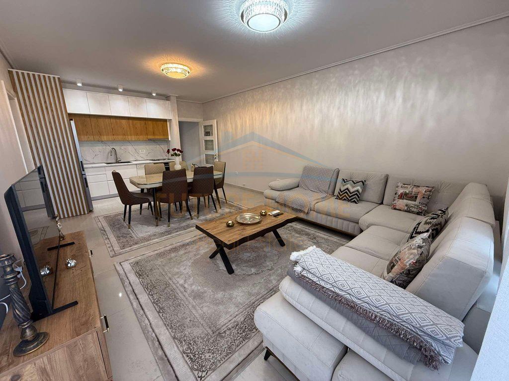 Qera, Apartament 2+1+2, Prane Ardenos.