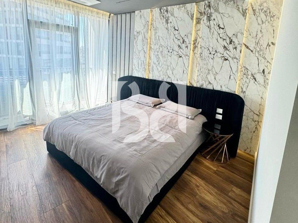 Apartment 3+1+2+Parking Space for rent at Lake View Residence, Artificial Lake, Kosovareve Street.