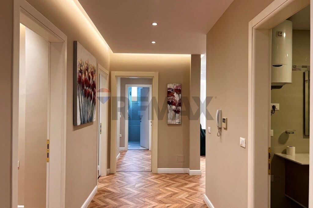 Apartment for rent 3+1+2 in the Nobis Complex!
