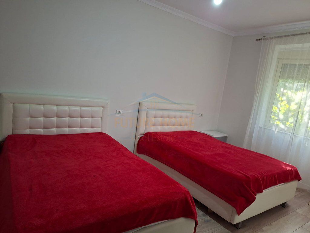 Qera, Apartament 2+1, Ura e Tabakeve