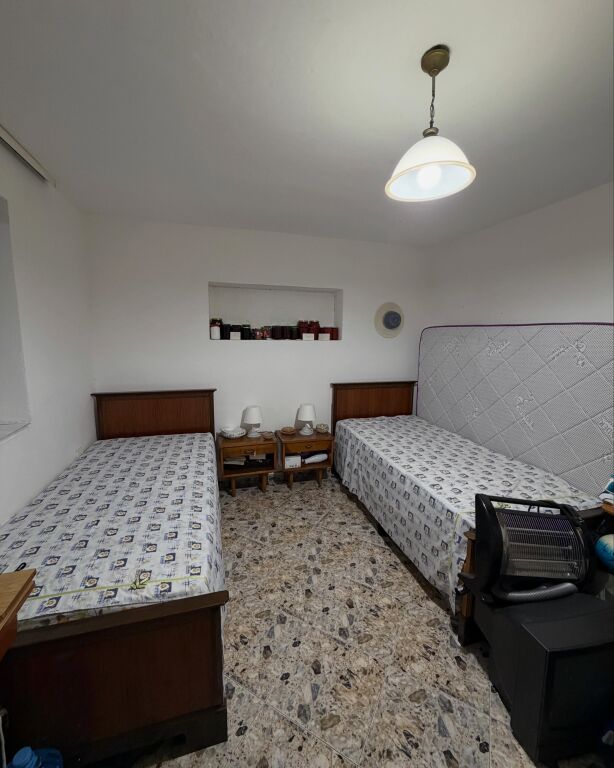 💥Shitet apartament 2+1 prane shetitores Josif Budo,Kavaje💥