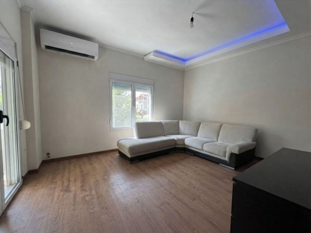 Qera, Apartament 2+1, Komuna E Parisit.Tirane