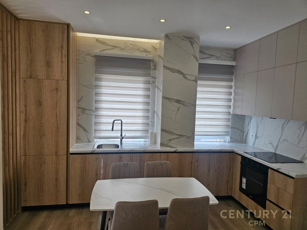 Jepet apartament 2+1 me qira tek Rezidenca Aura, Tirane!