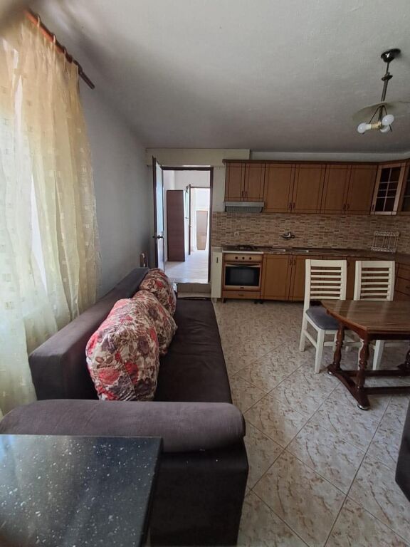 CASA IN AFFITTO 2+1 + Parcheggio - SHKOZE, TIRANA