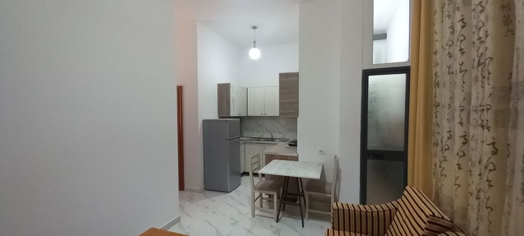 AFFITTASI 1+1 - SHKOZE, TIRANE