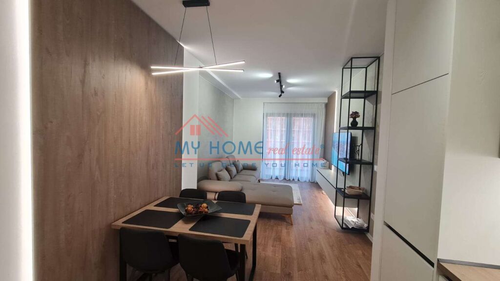 Appartamento 1+1 in affitto Via Kavaja, presso Garden Building a Tirana