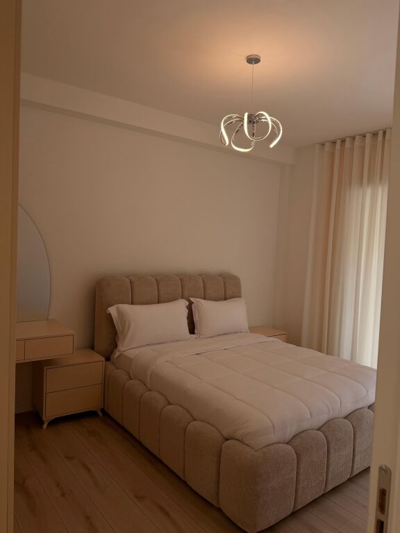 Apartament 1+1 me qera Bulevardi i Ri