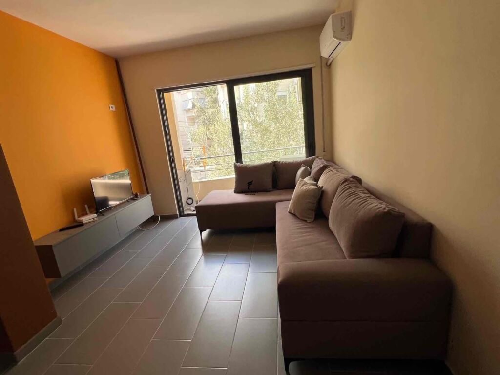 APARTAMENT ME QERA 2+1 LIQENI THATE 55.000 LEKE  FH-93195