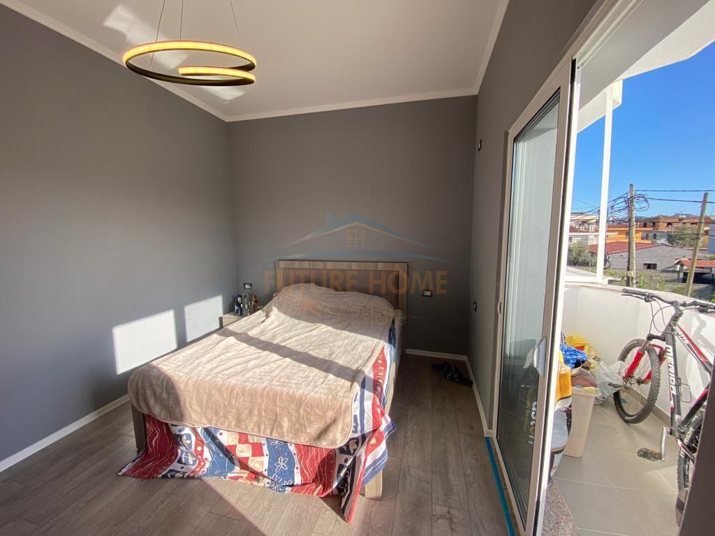 Shitet,Apartament 1+ 1, Rruga Hysen Dalliu,