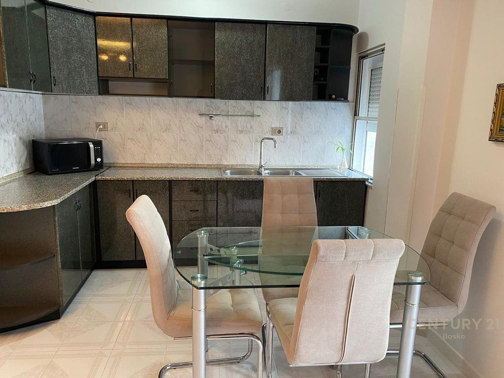 FOR RENT APARTMENT 2+1 NEAR THE PROSECUTOR'S OFFICE OF TIRANA