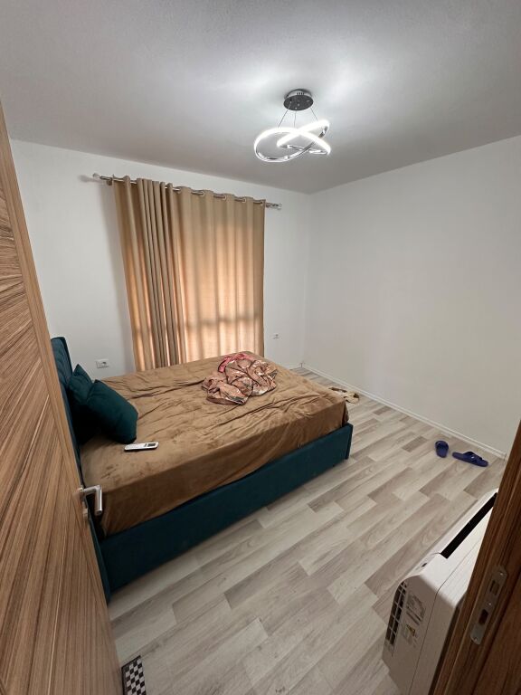 Apartament 2+1+2 per qera 5 Maji !