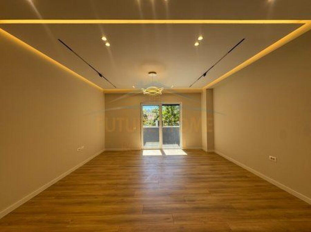 In vendita, Appartamento 2+1+2, Quartum Residence, Via Panorama.