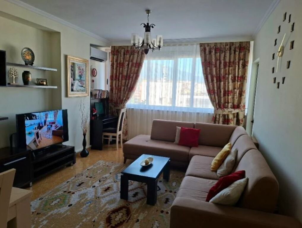 Appartamento 1+1 in vendita a Oxhaku, vicino alla Moschea Xhura  ID 5547
