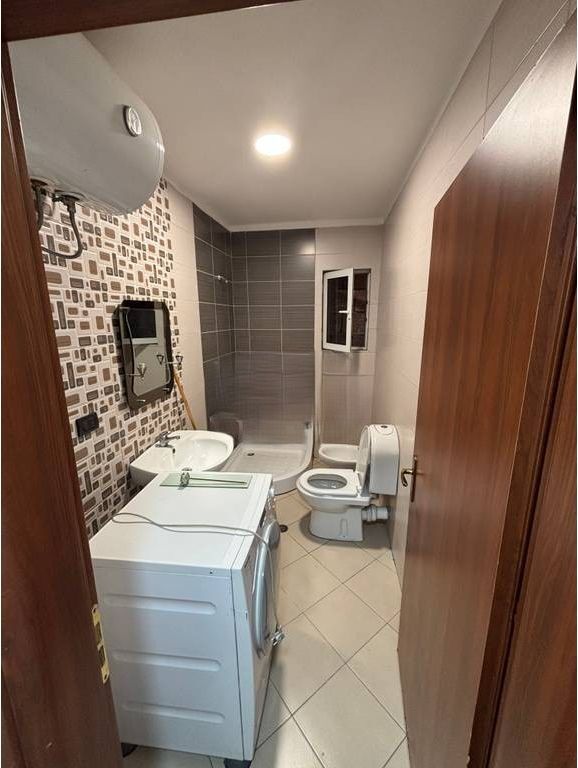 Affittasi 2+1 a Fresk 50000 all /Mese
