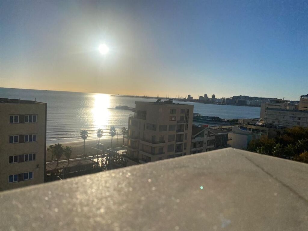 SHITET APARTAMENT 3+1+2 PAMJE DETI, RROTA KUQE PLAZH
