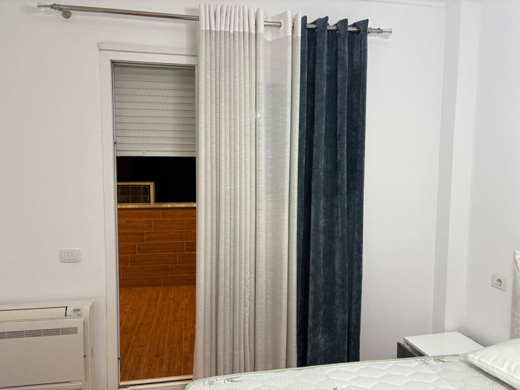 Apartament me qira, 2+1 Pazari I Ri
