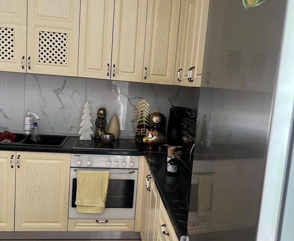 Qira, Hyrje private, 1+1, Spitali QSUT, 50.000 Lek/muaj