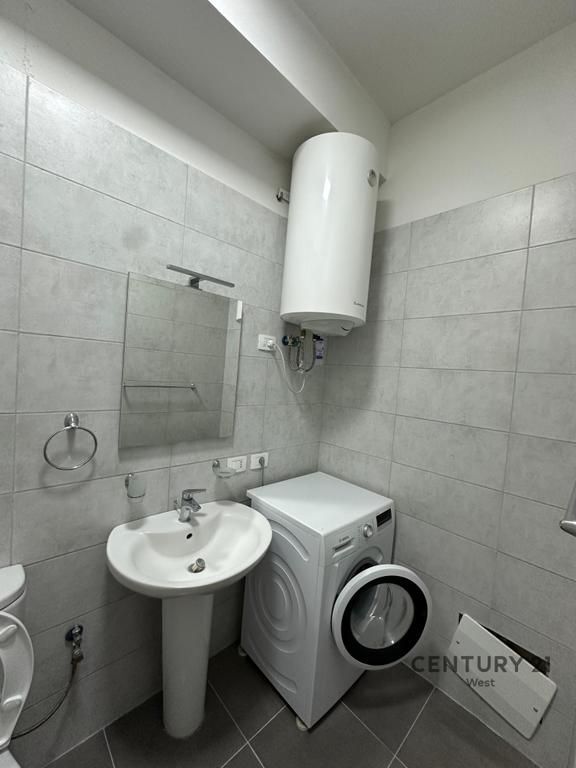Shitet 2+1+2+Post Parkimi, Rezidenca "Mangalem", Ali Dem 173'000 euro Apartamenti + 12'000 euro Parking