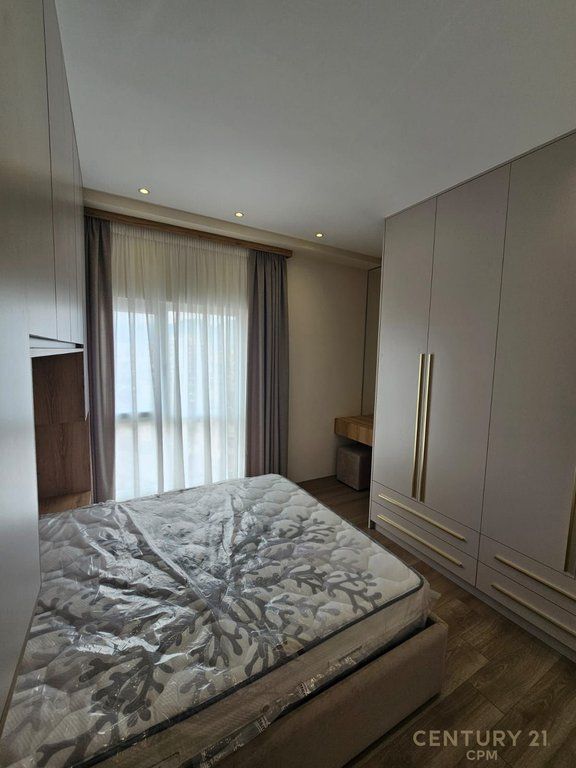 Jepet apartament 2+1 me qira tek Rezidenca Aura, Tirane!