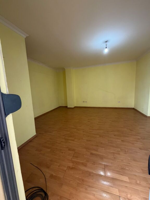 Rent | Apartment 3 + 1 | Dibrës Street | 500 €/month