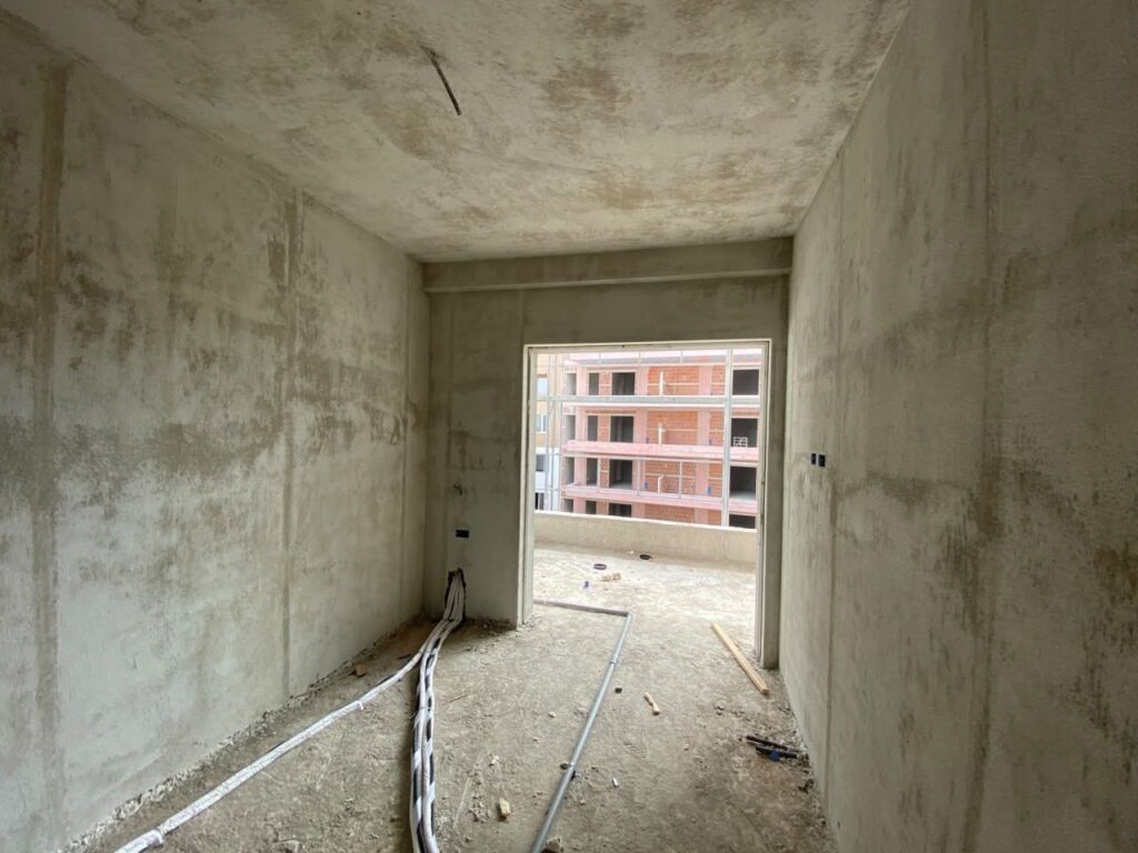 Shitet, Apartament 2+1, ish Fusha e Aviacionit . Empire74088