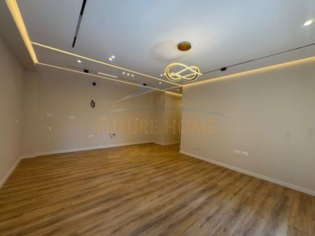 In vendita, Appartamento 2+1+2, Quartum Residence, Via Panorama.