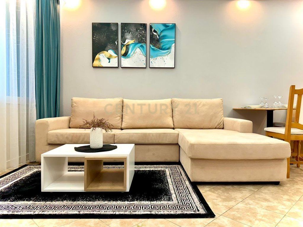 Shitet Apartament 1+1 ne Shkëmbin e Kavajës, Durrës!