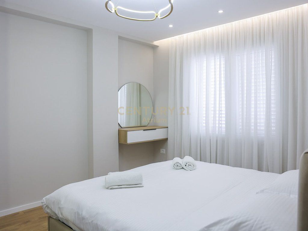 SHITET APARTAMENT 1+1 TEK MYSLYM SHYRI!