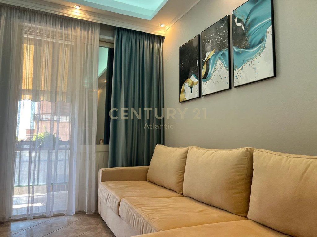 Shitet Apartament 1+1 ne Shkëmbin e Kavajës, Durrës!