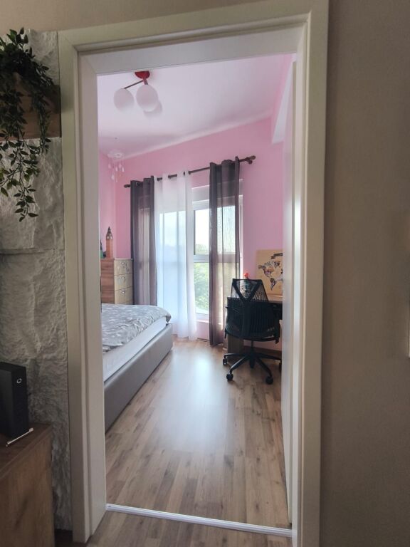 Shitet apartament, Mangalem 2+1+2+ parkim
