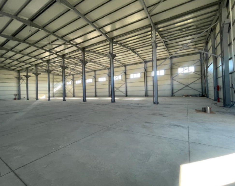 WAREHOUSE FOR RENT 300 m² | MEZEZ