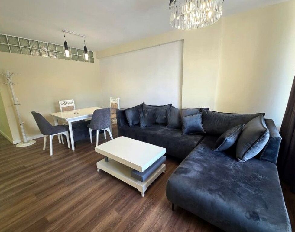 FOR SALE APARTMENT 2+1+ VERANDA AT THE KAMZA BEND! 140,000 €