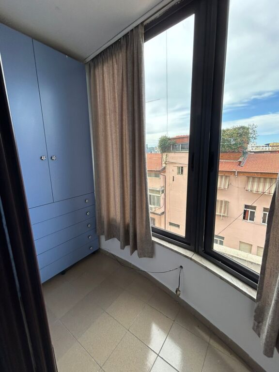 Qera | Apartament 2 + 1+2 Bllk | Qender | 900 €/muaj