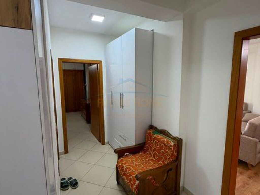 Affitto, Appartamento 1+1+Posto Auto, Astir, Tirana