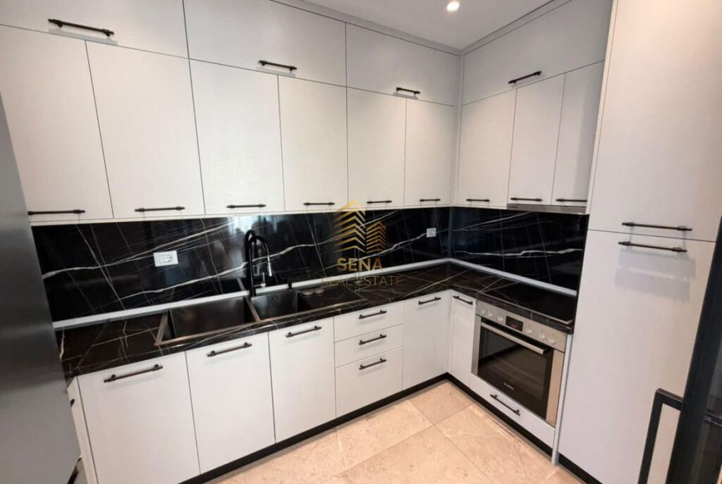 Rent,Apartment 3+1+2+2Blk, Erli-Porcelan Complex ,1000 Euro/Month