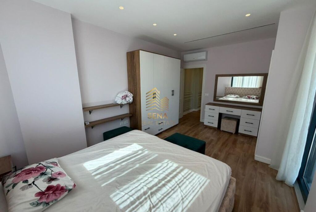 Rent,Apartment 3+1+2+2Blk, Erli-Porcelan Complex ,1000 Euro/Month