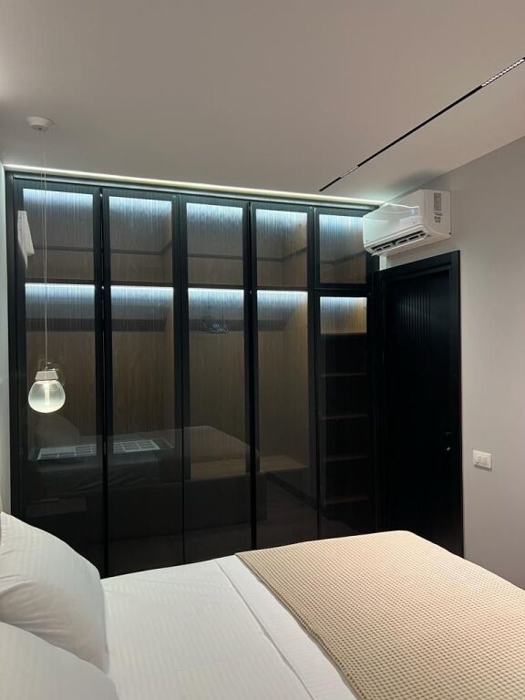 Appartamento 2+1 in Affitto in Via Barrikadave Tirana