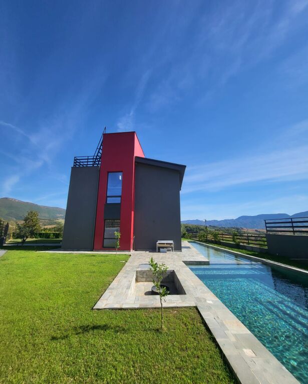 🏡 JEPET VILË ME QIRA – DAIAS, TEG 📍