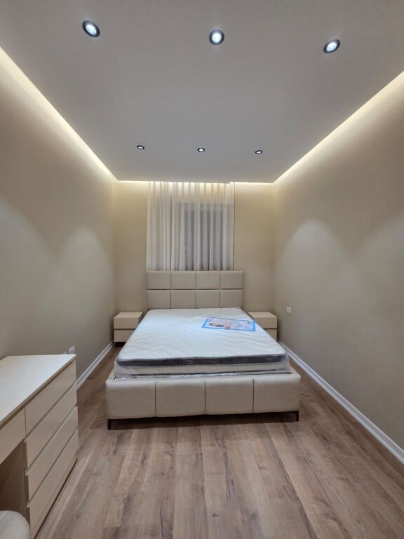 Jepet me qira apartament 1+1