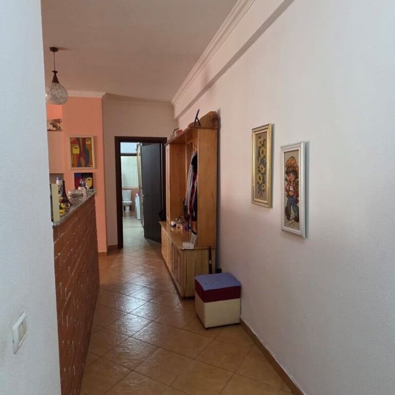 🏡 SHITET APARTAMENT 2+1 – TEK TERMINALI CASA ITALIA