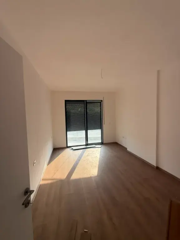 Affitto | Apartament 1 + 1 | Rruga Don Bosko | 500 €/mese
