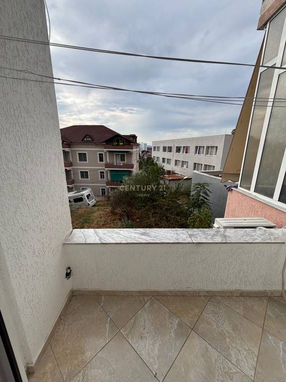 Affittasi 2+1 a Fresk 50000 all /Mese