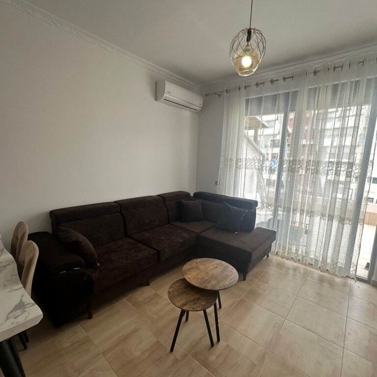 Apartament Me Qera 3+1+2 prane ish Venuse (ID B230165) Tirane.