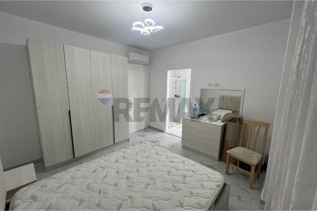 Jepet me qira apartament 2+1+2+ Parkim!