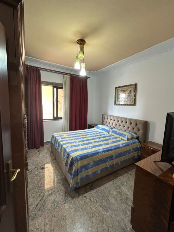 Qera | Apartament 2 + 1+2 Bllk | Qender | 900 €/muaj
